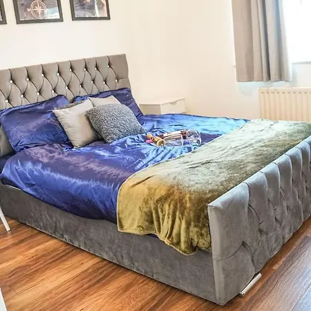 Mvps Snug Urban Hideaway Villa Manchester Exterior photo