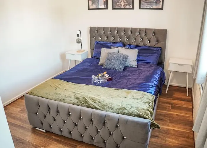 Mvps Snug Urban Hideaway